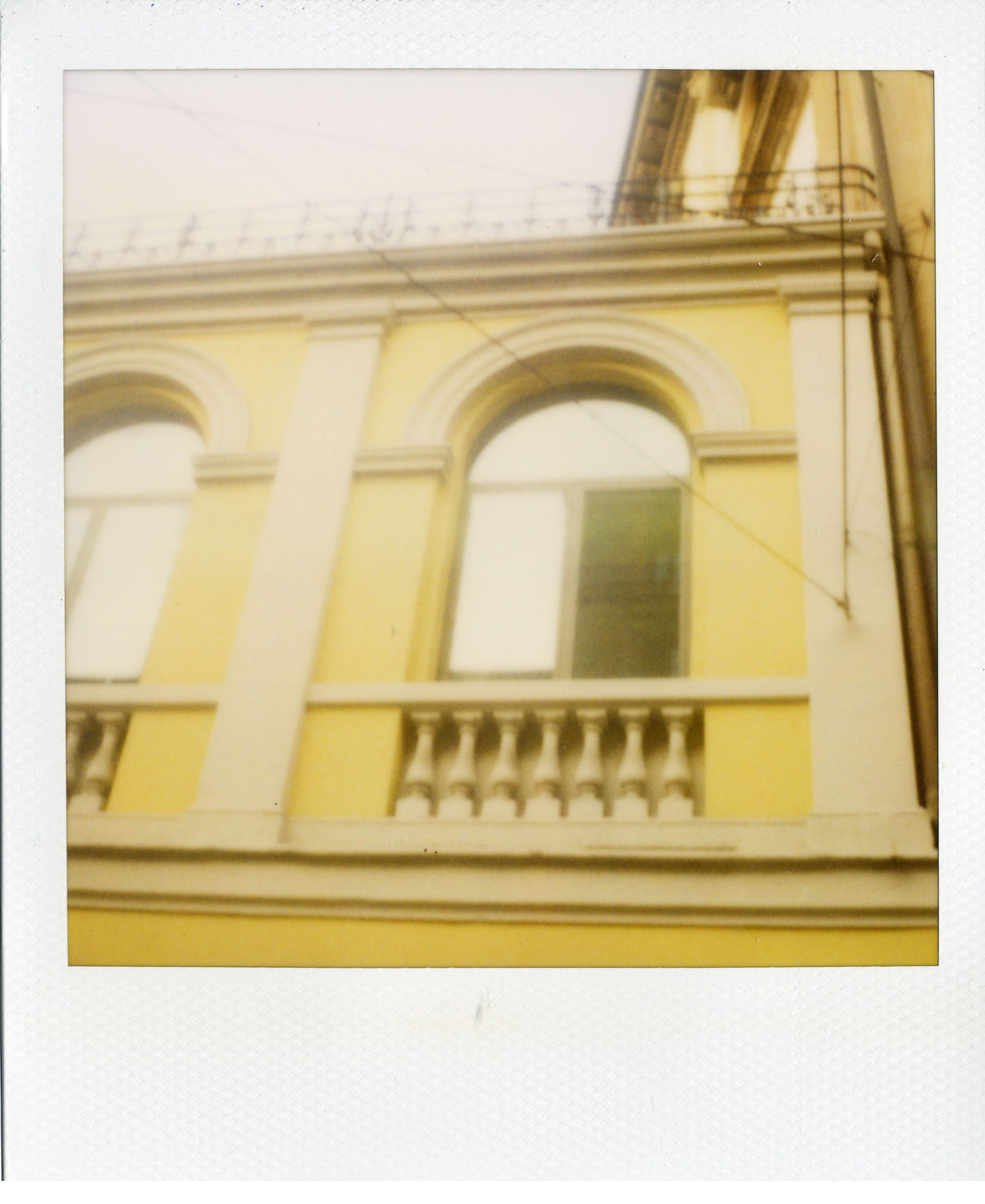 polaroid Italian Yellow